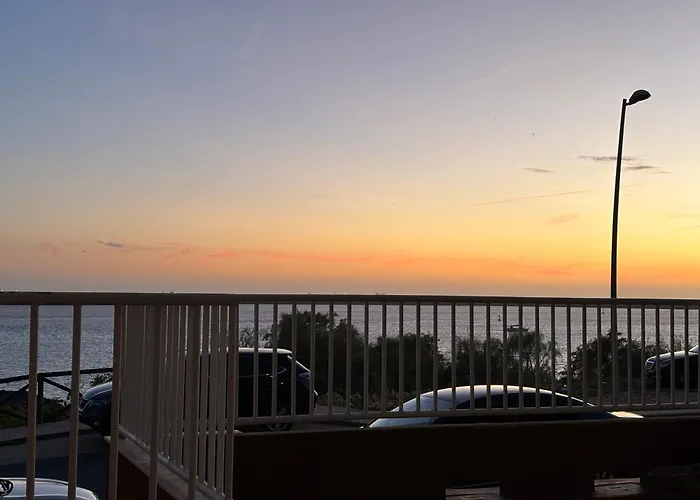 Apartamento De Amy Con Vista Al Mar 2